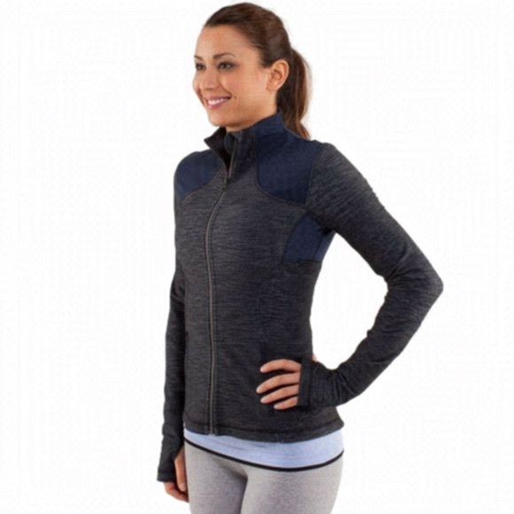 Dresses & Skirts - NWT Aritzia TNA New Supply Cargo Pants Navy Blue Womens Size 4